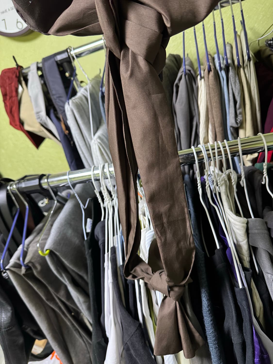 이우가마카라스 브라운 매듭 백팩 상품이미지4