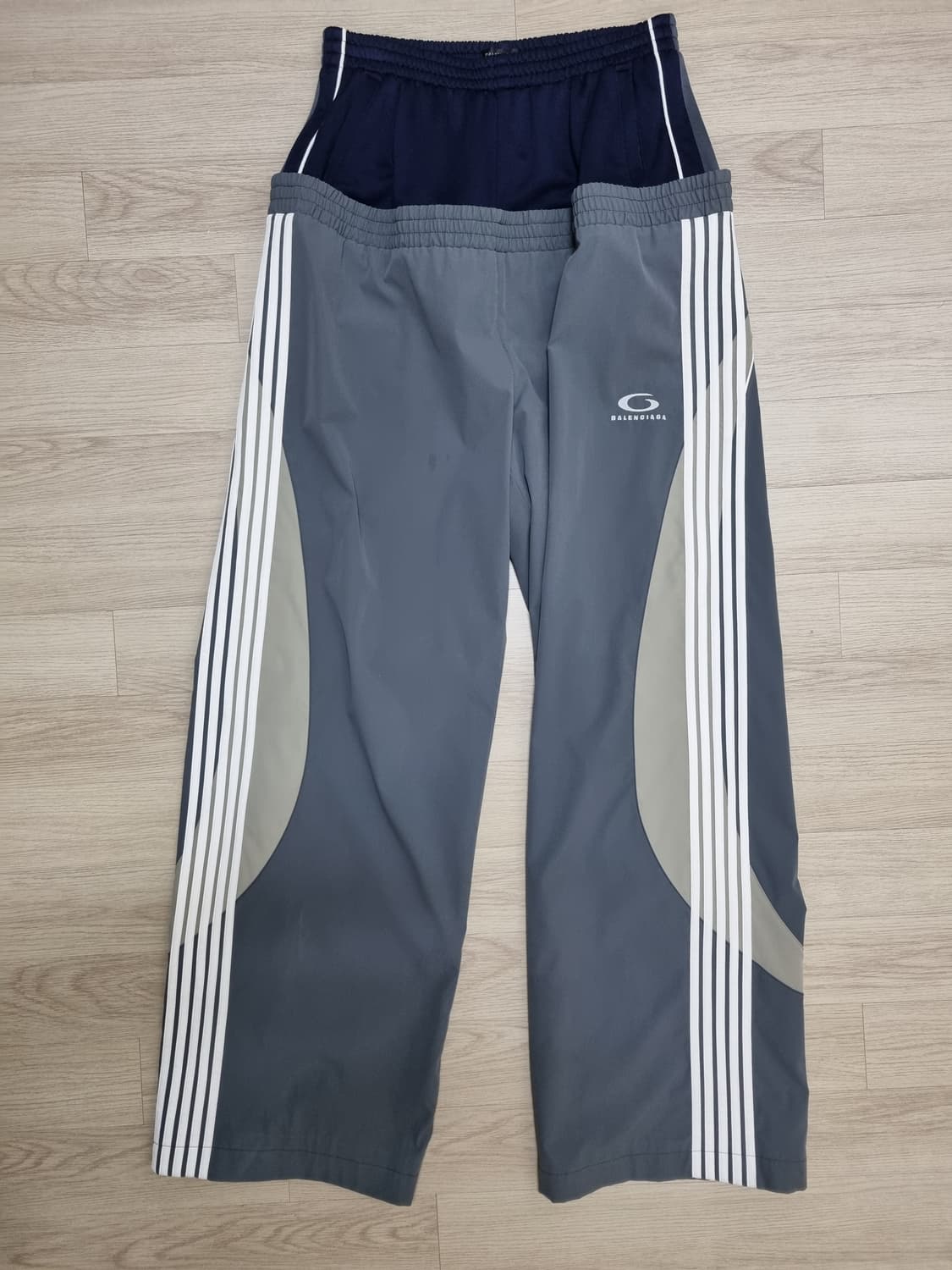 발렌시아가 컷업 트랙 팬츠 그레이 m 상품이미지1