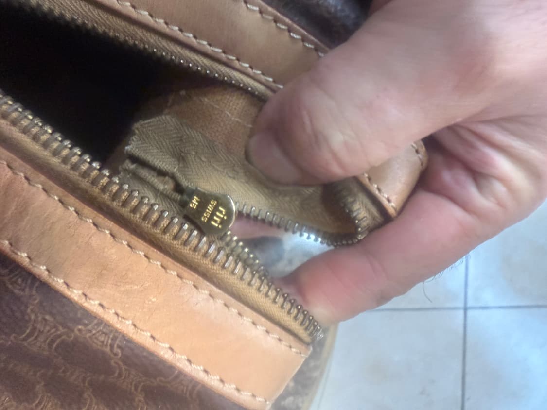 정품 셀린느 마카담 여행용 보스턴백 팝니다 상품이미지10