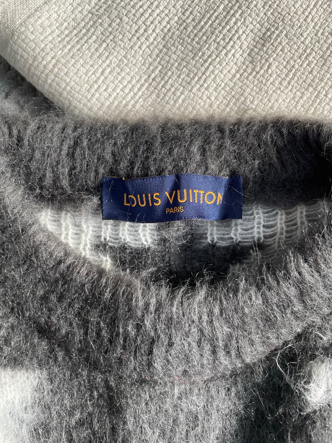 XL / 루이비통 모헤어 니트 상품이미지4