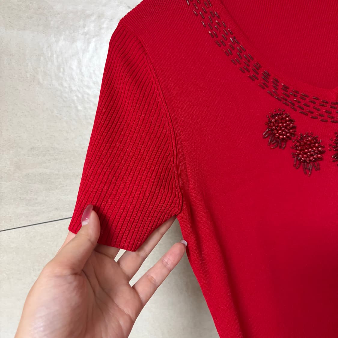 (균일가)red beads tee 상품이미지3