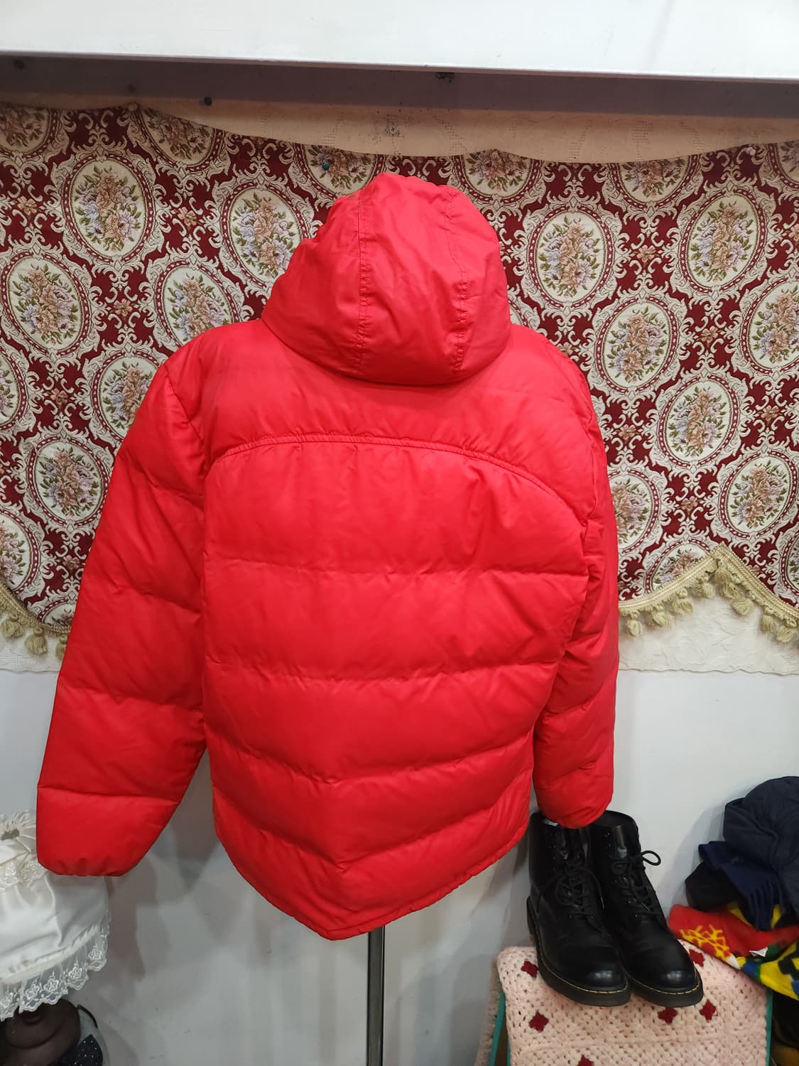 라코스테 레드 오리털 후드 경량 패딩 점퍼
​
 상품이미지8