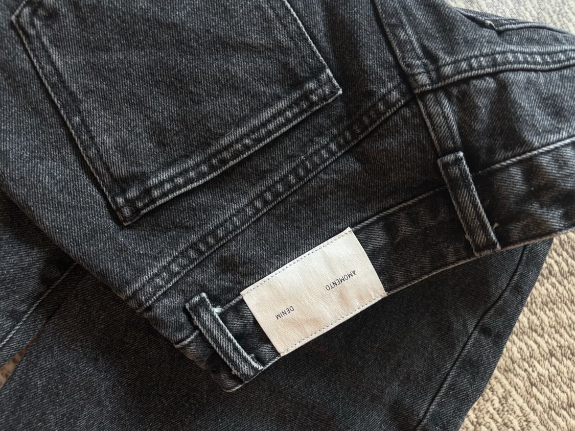 아모멘토 리사이클 블랙 데님 상품이미지2