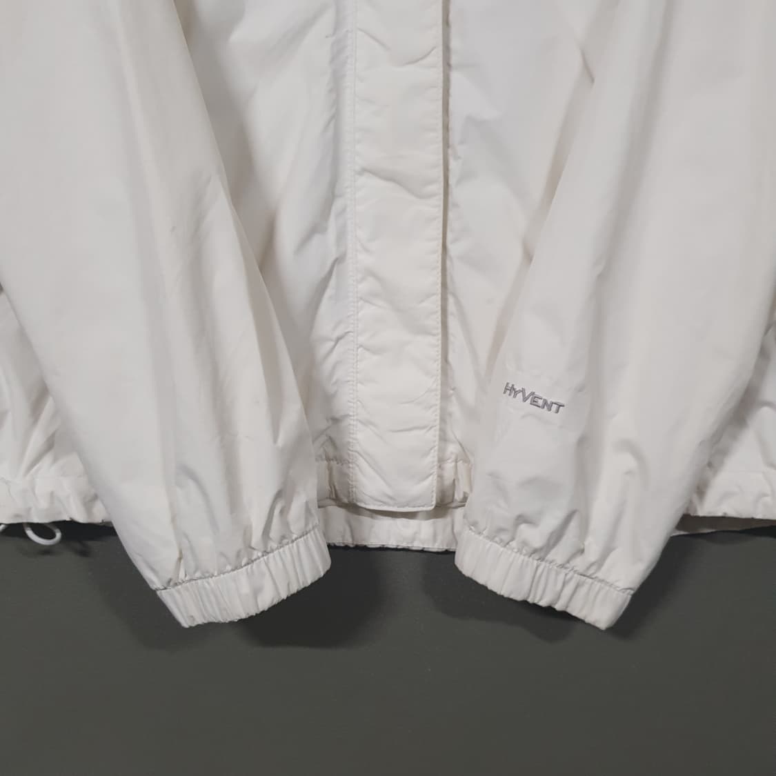 여성 S) 노스페이스 하이벤트 화이트 바람막이 후드 마운틴 윈드 자켓 상품이미지3