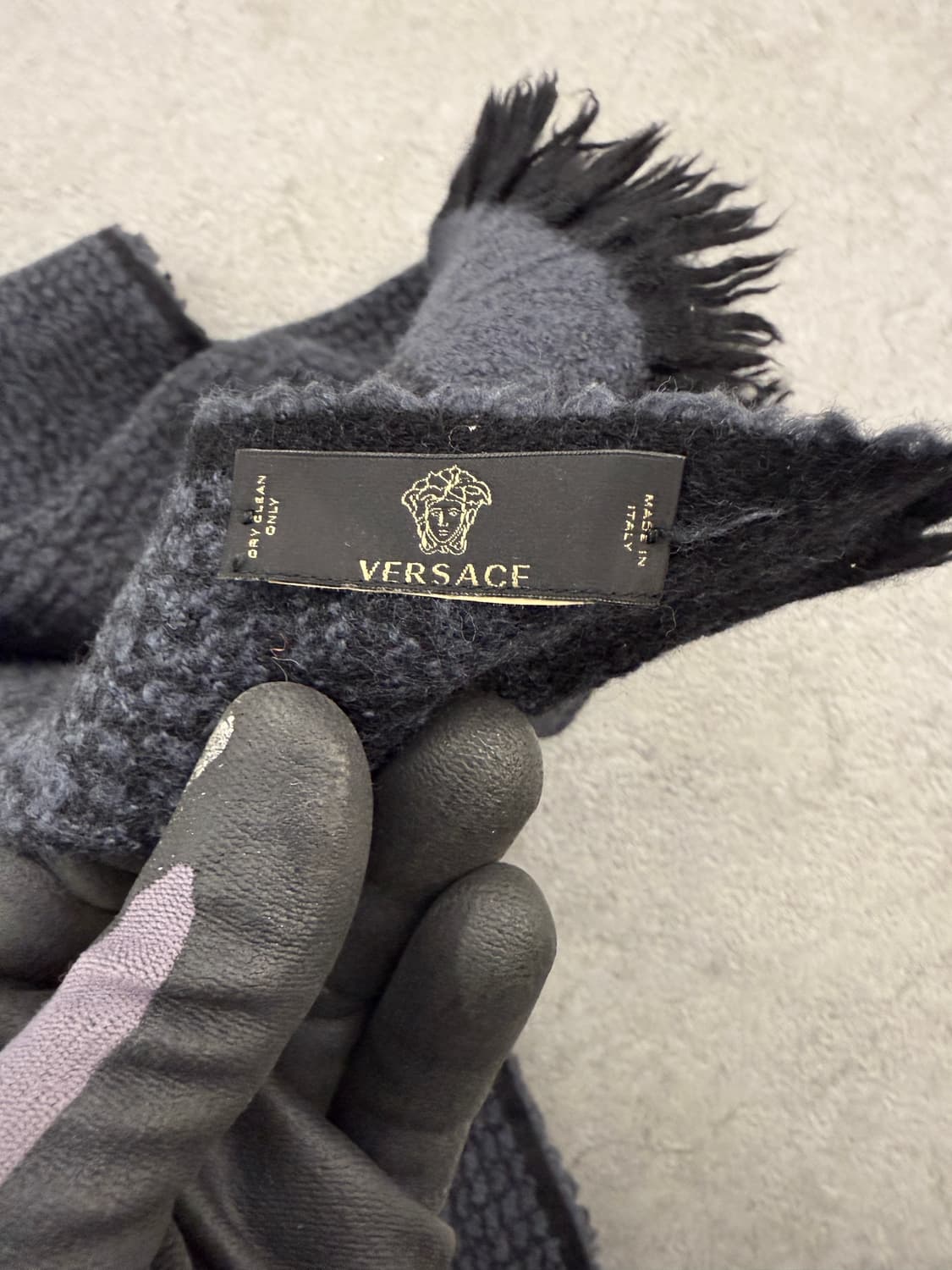 베르사체 정품 회색 체크 머플러 상품이미지3