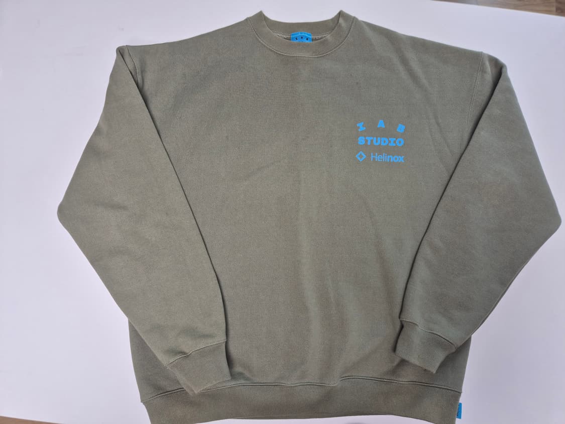 아이앱 X Helinox 맨투맨 XL 상품이미지5