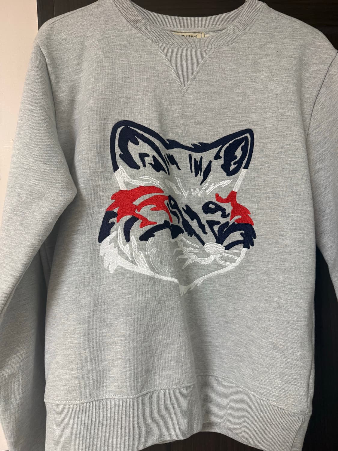 메종키츠네 폭스헤드 맨투맨 그레이(무료배송) 상품이미지1