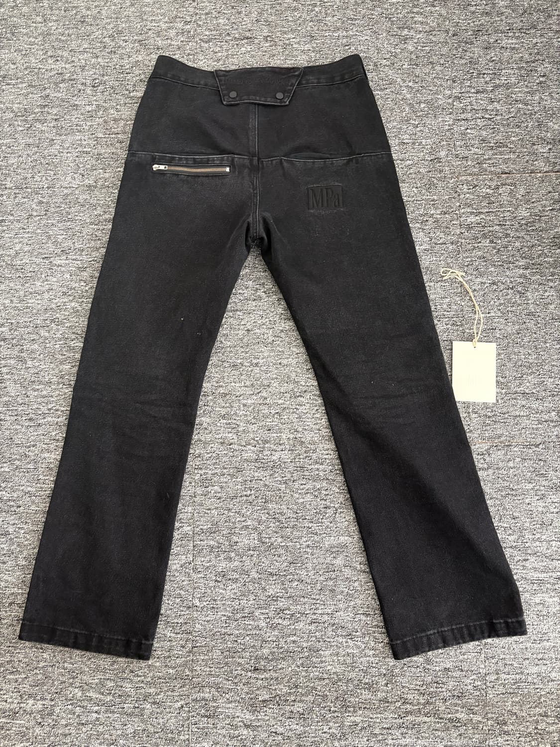 플라스틱 프로덕트 바지 m사이즈 판매합니다 상품이미지5