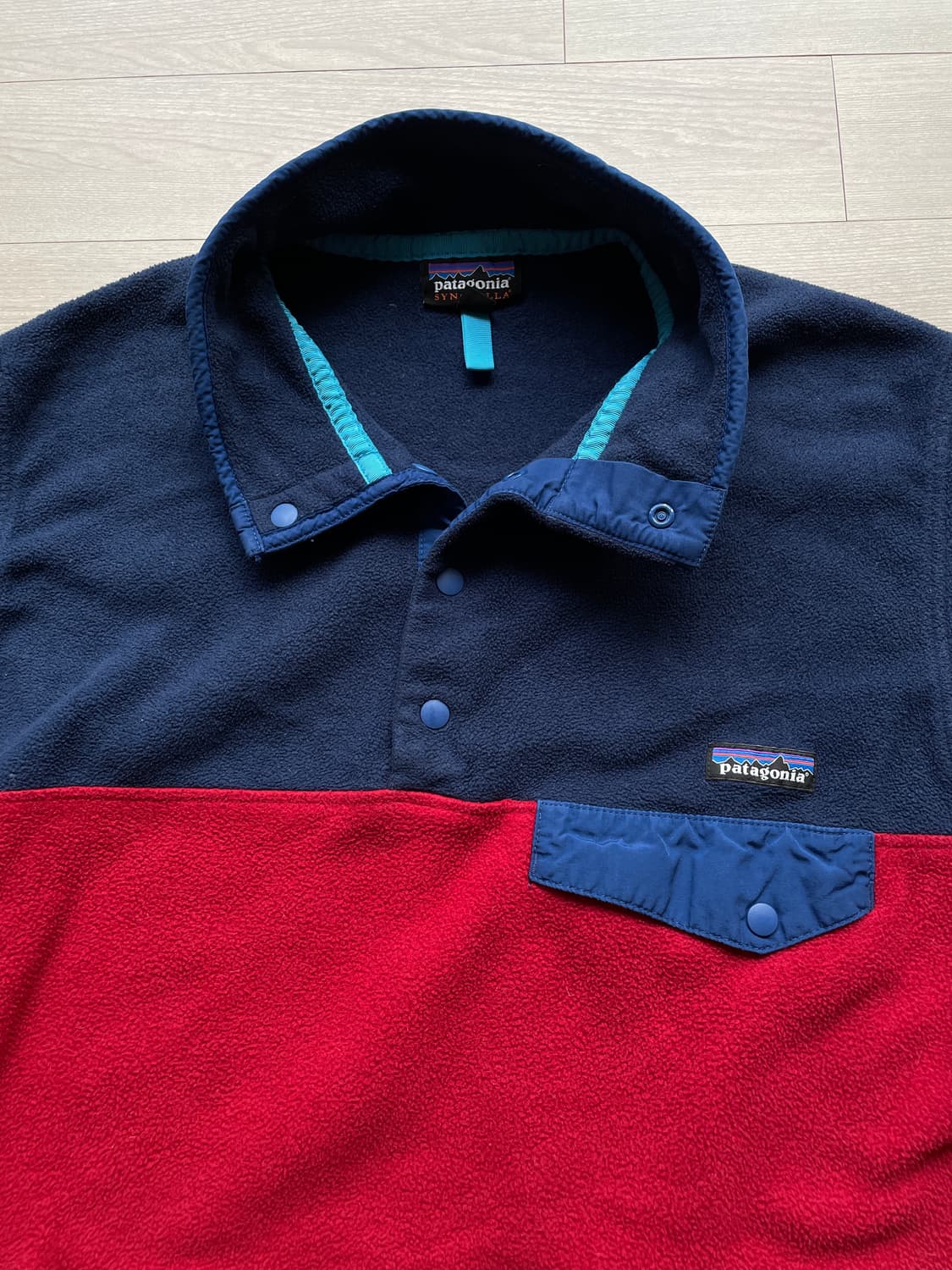 파타고니아 신칠라 레드 블루 플리스 상품이미지4