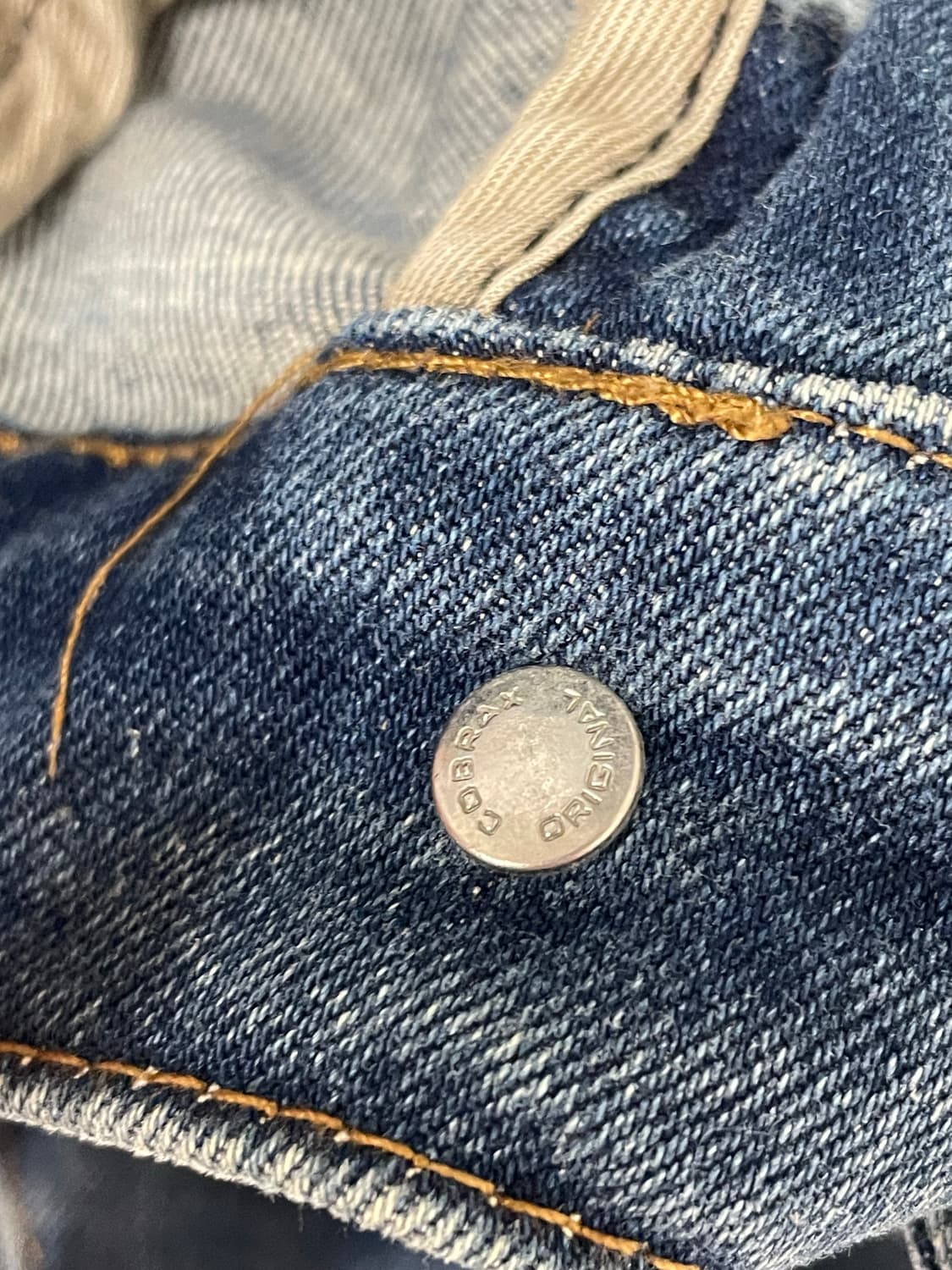 AMIRI 아미리 디스트레스드 진 상품이미지10