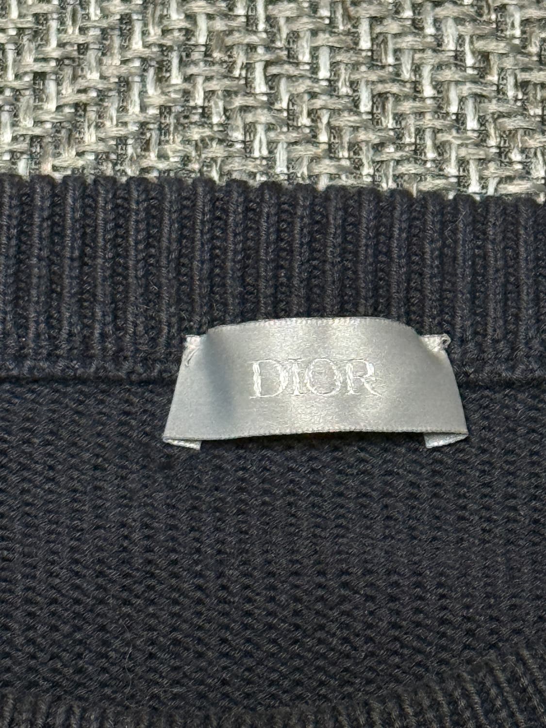 {L} 새상품급 디올 인서트 니트 상품이미지2