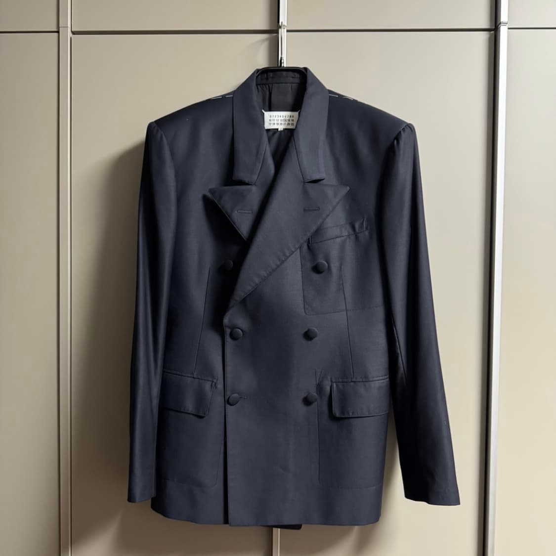 메종 마르지엘라 다크 네이비 더블 슈트 셋업 50 사이즈 상품이미지1
