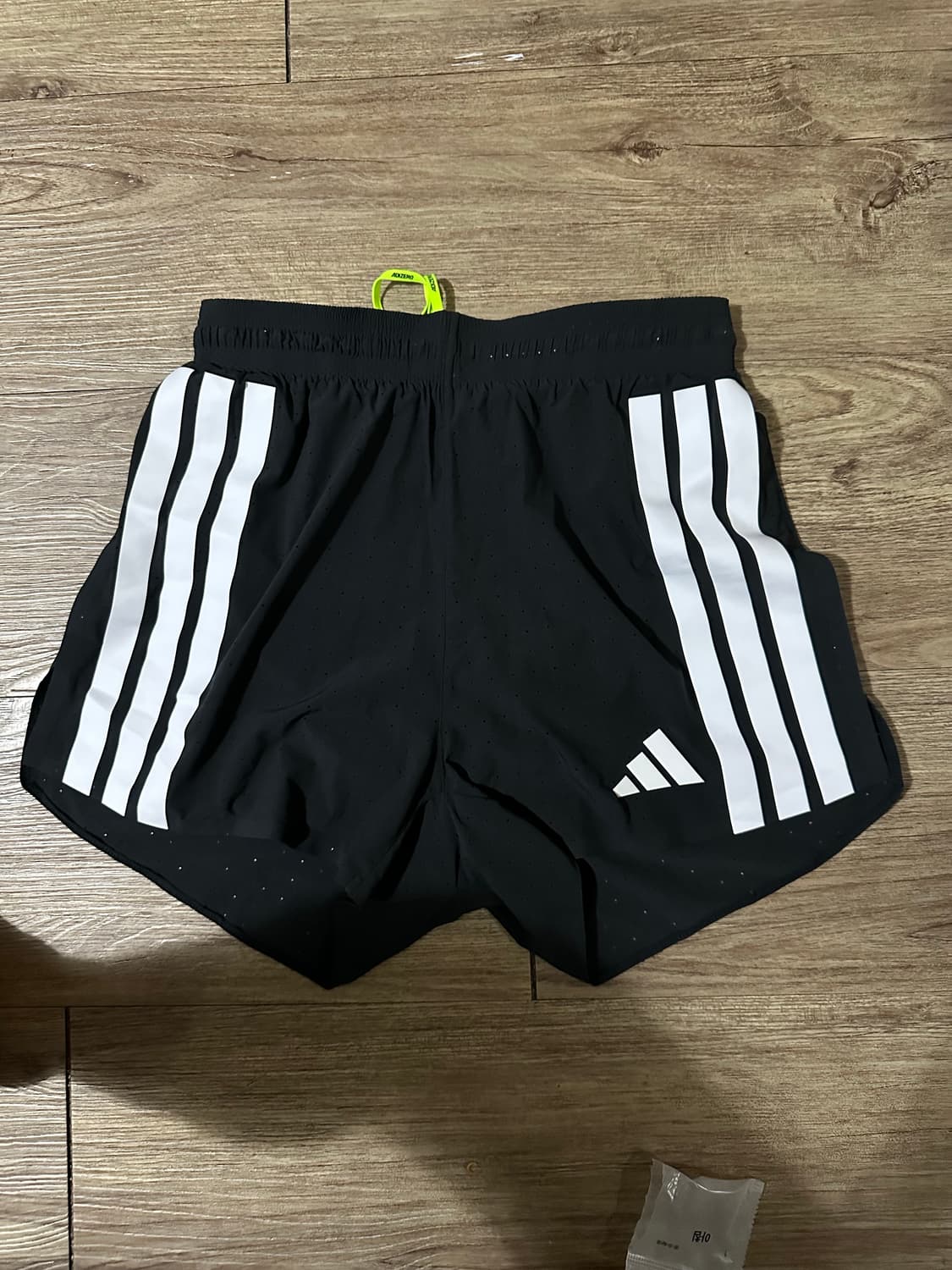 아디다스 러닝쇼츠 상품이미지1