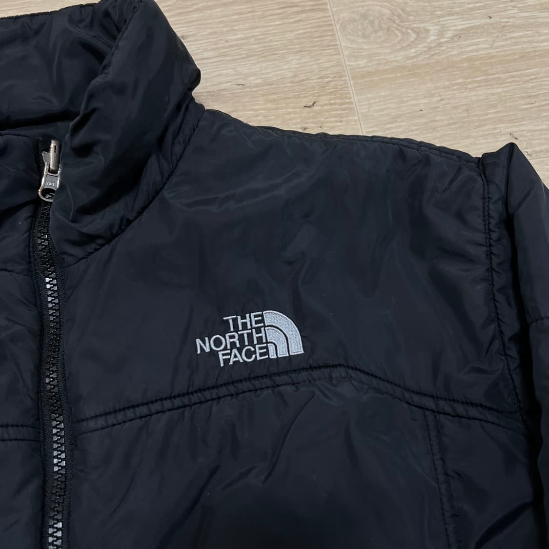 노스페이스 엑셀로프트 스탠드넥 경량패딩 점퍼 [블랙] S/90 상품이미지4