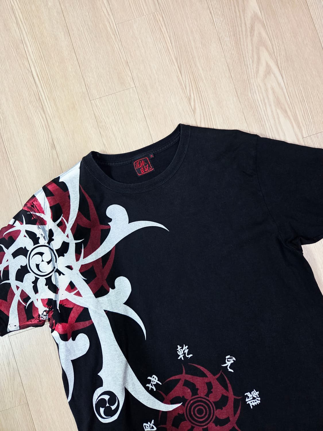 도둑일기 블랙 오리엔탈 라운드 티셔츠 상품이미지2