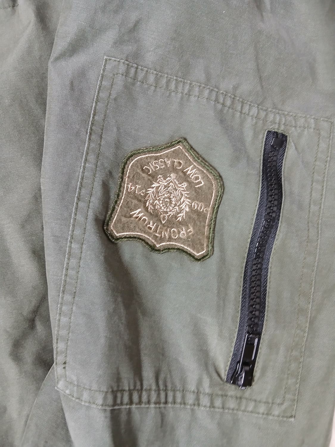 프런트로우 x 로우클래식 xs 상품이미지4