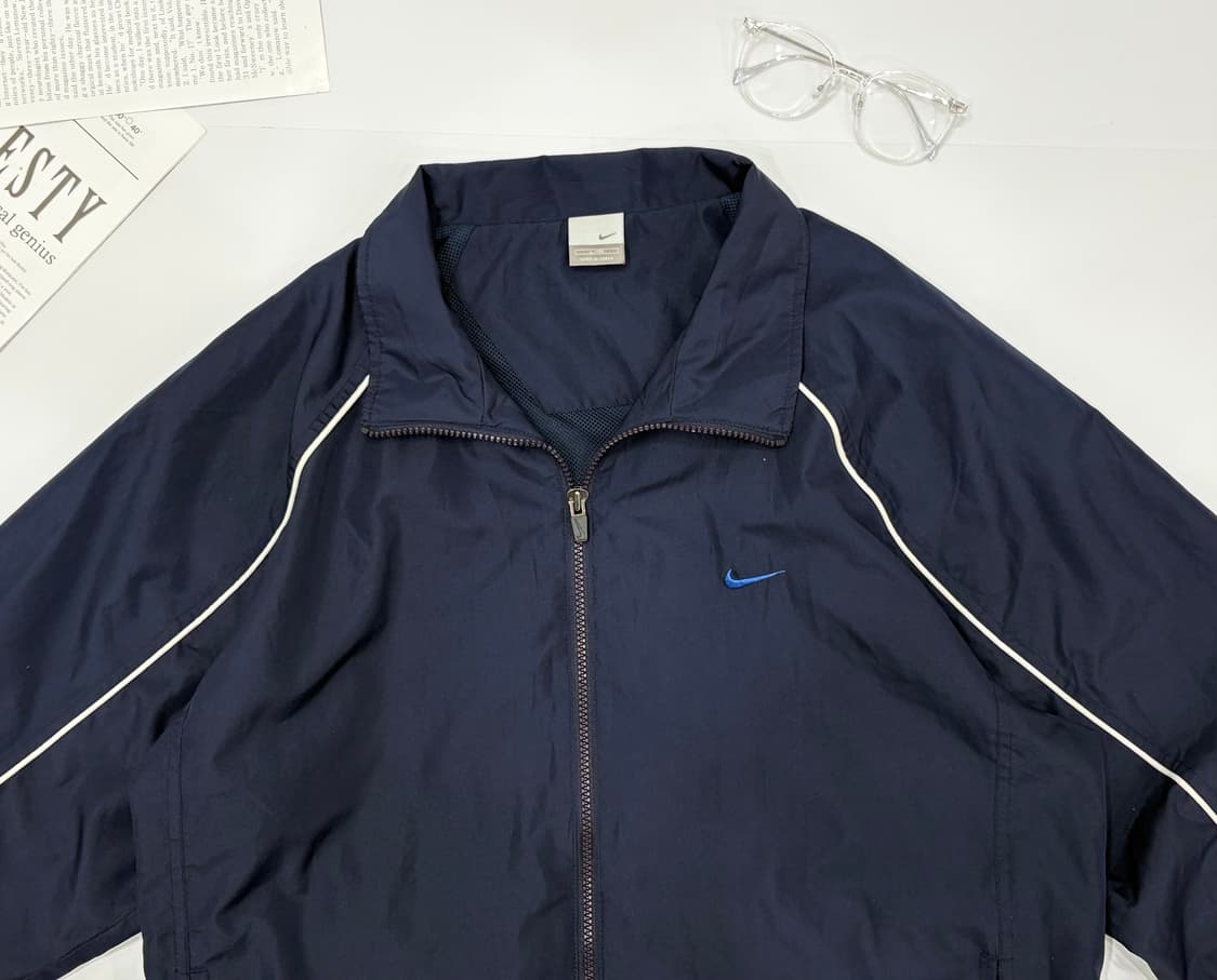 Nike 나이키 오버핏 사이드 라인 바람막이 상품이미지3