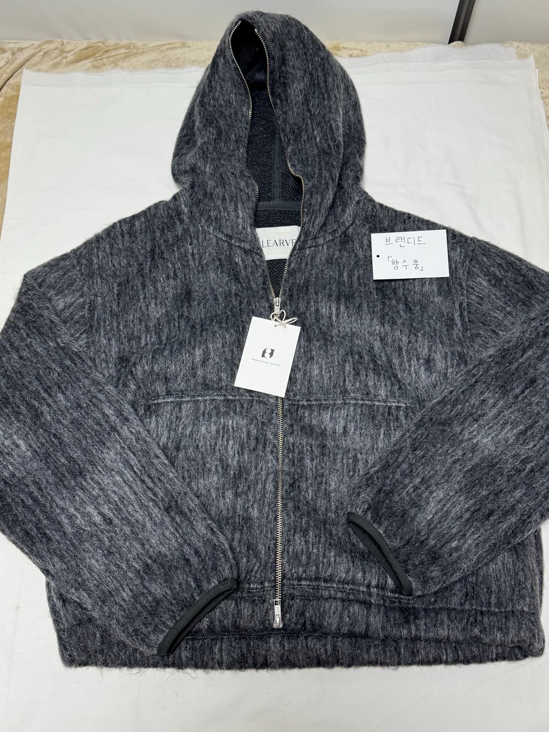 르아브 / 헤일리 크롭 울 후드집업(차콜) / M 상품이미지2