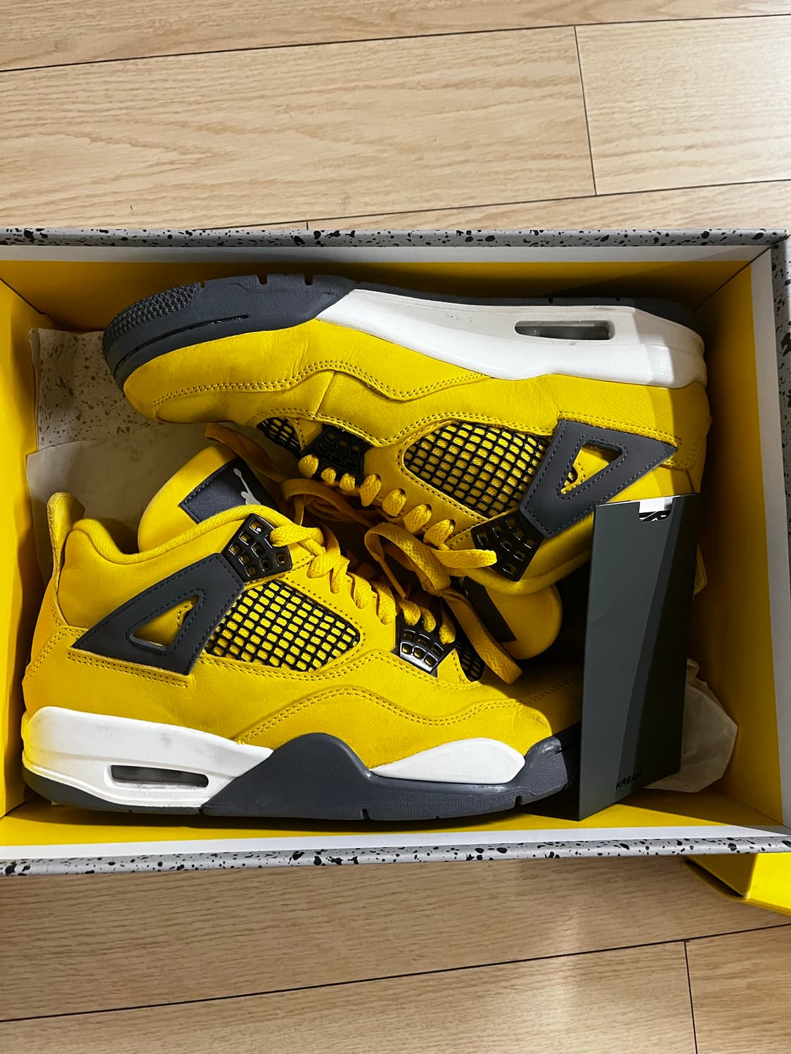 나이키 조던4 투어 옐로우 255 상품이미지1