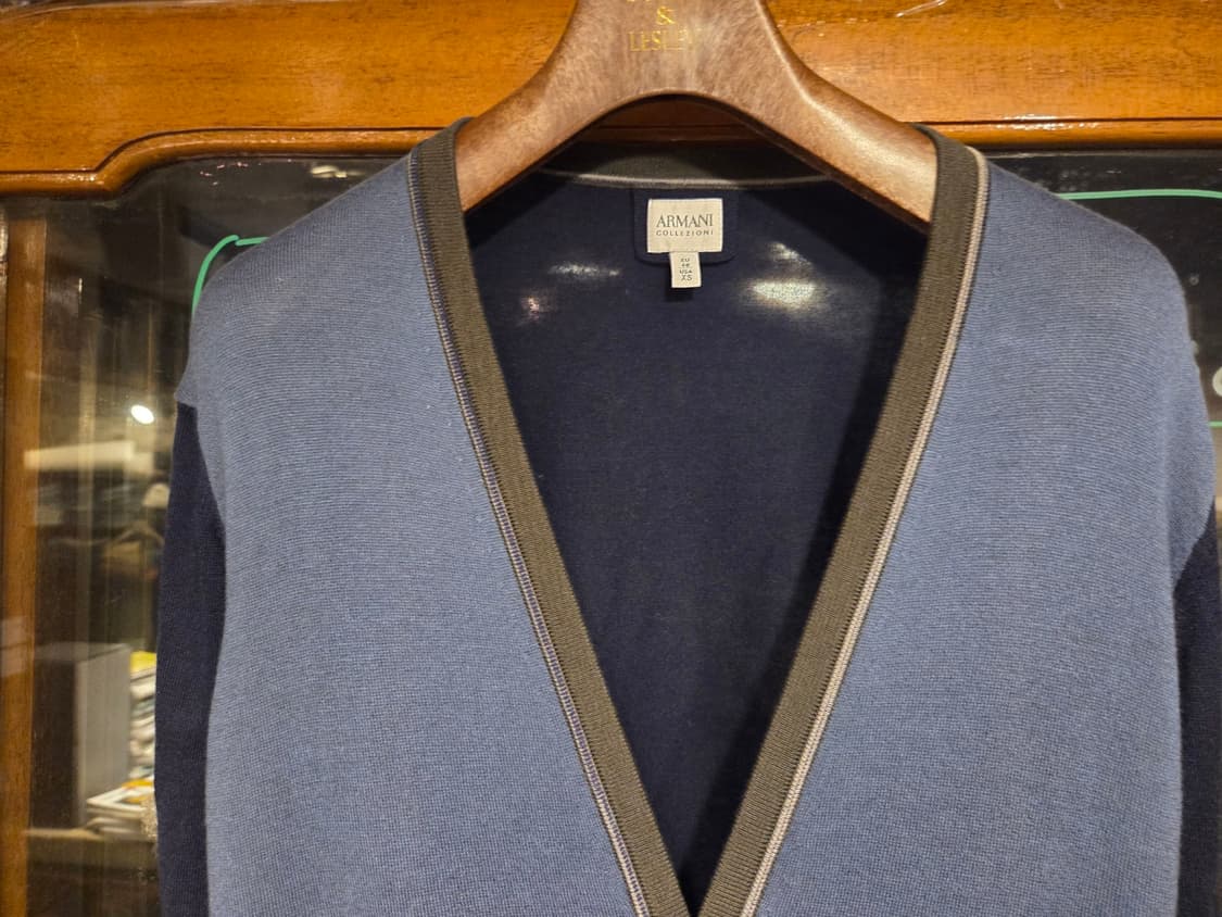 아르마니 꼴레지오니 카디건 상품이미지3