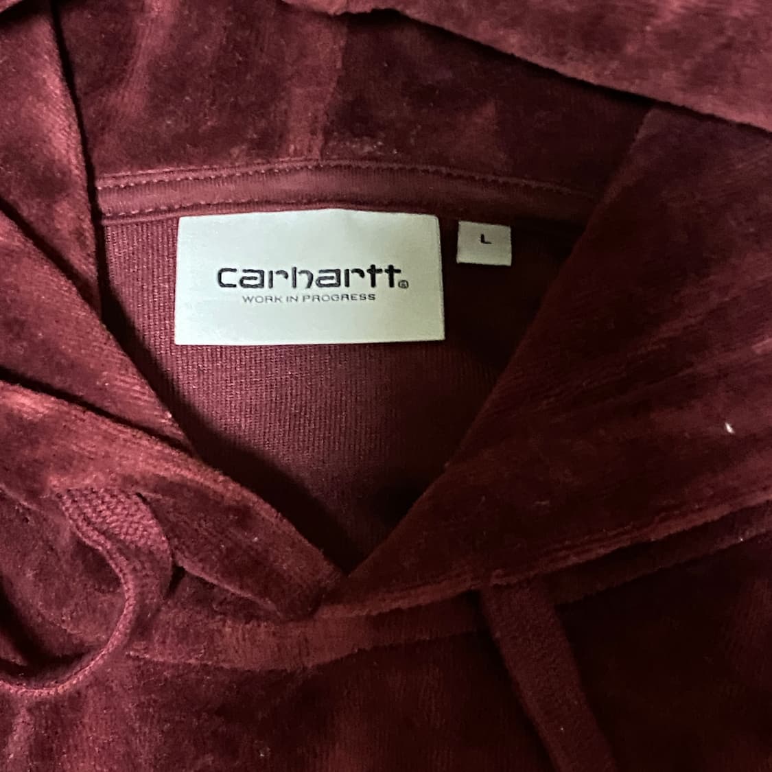 칼하트 WIP 스크립트 로고 벨벳 풀오버 후드 상품이미지4