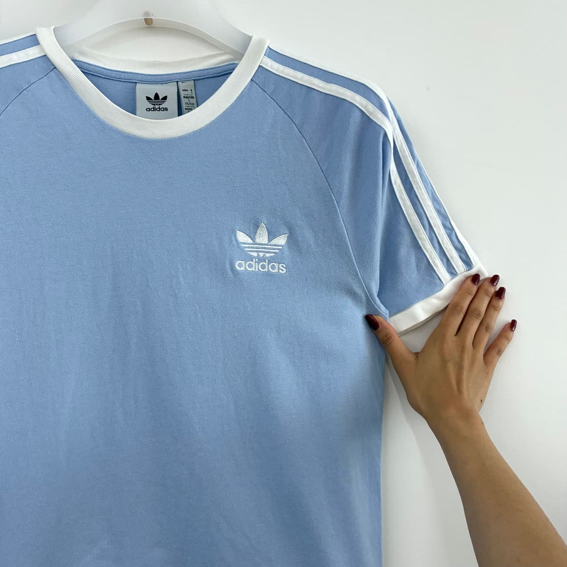 아디다스 스카이블루 삼선 링거 반팔 티셔츠 상품이미지4