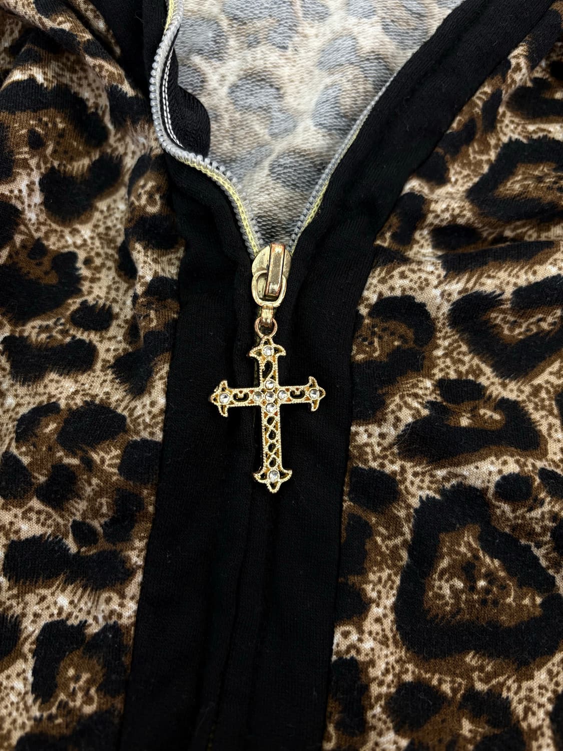 레오파드 십자가 후드집업 상품이미지3