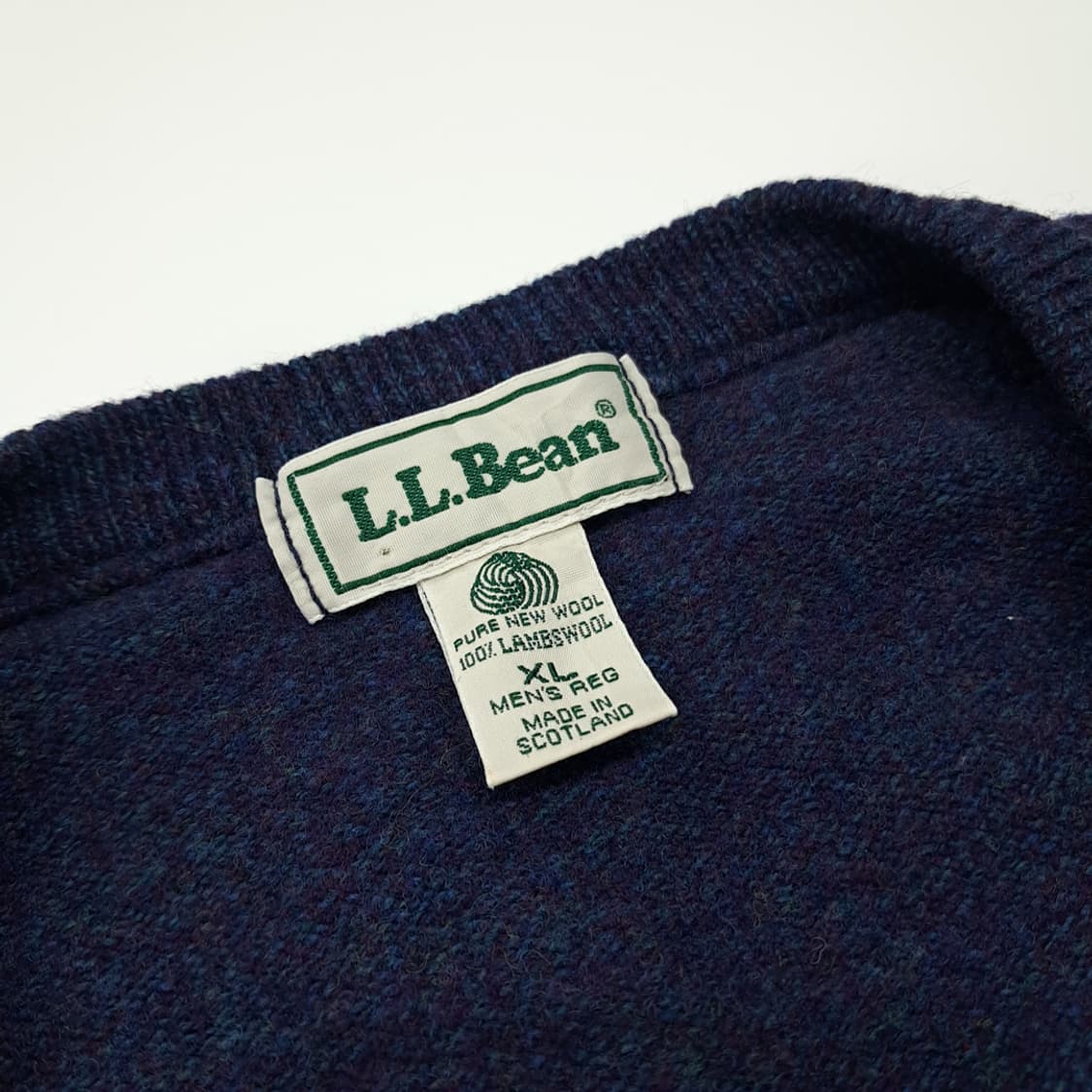 CL104 XL 엘엘빈 퓨어 울 네이비 & 퍼플 멜란지 V넥 니트 상품이미지3