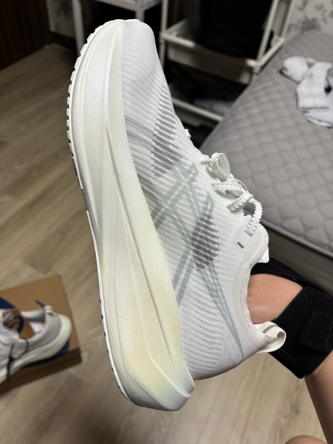 아식스 메가블라스트 화이트 260 새상품 (265교환가능) 상품이미지4