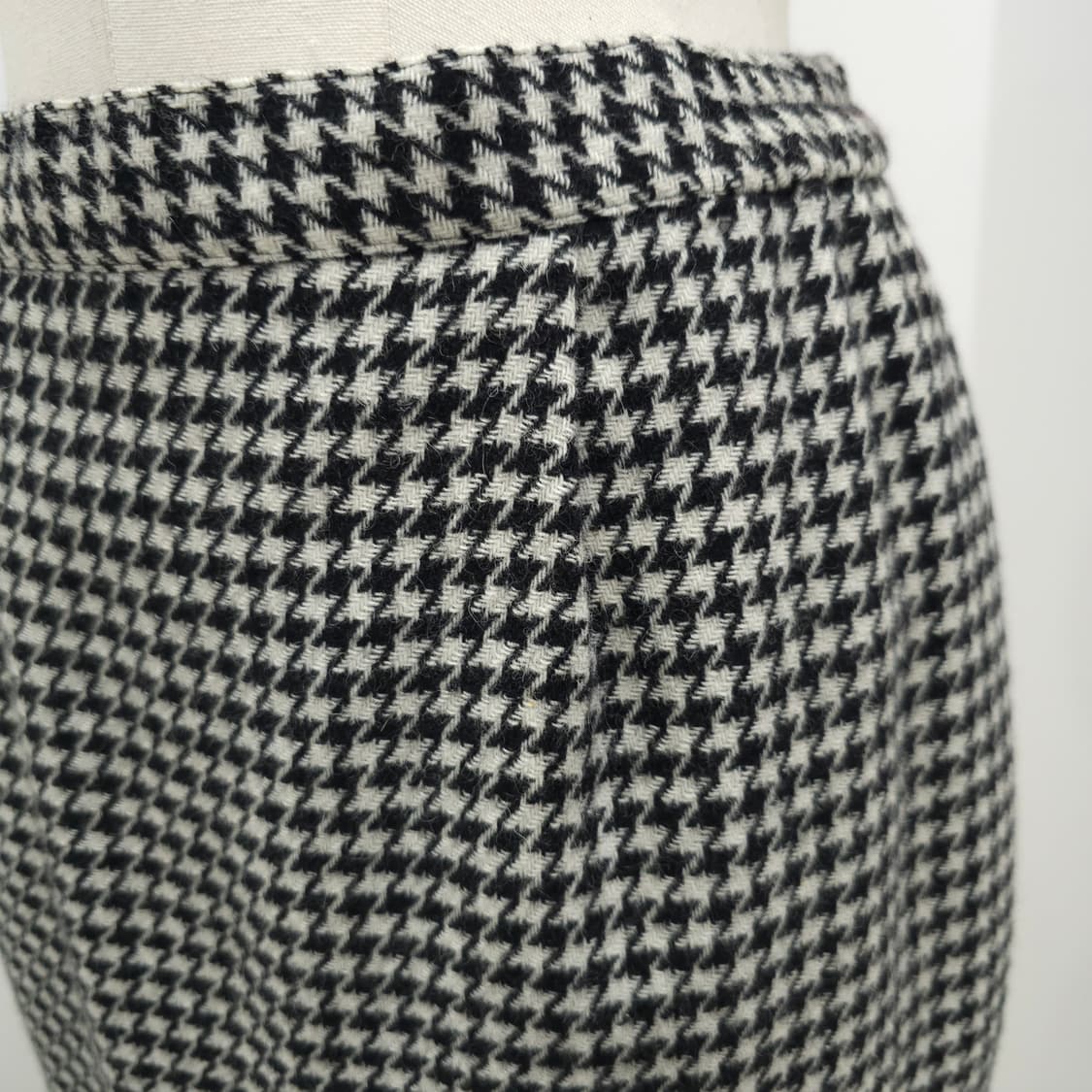 하운드투스 체크 울 H라인 스커트 상품이미지4