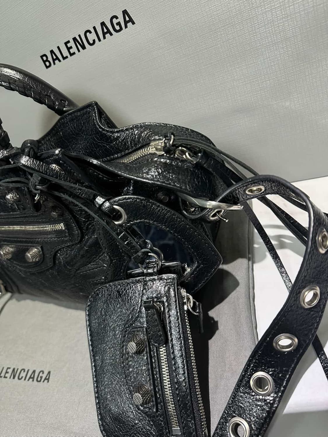 발렌시아가 네오카골 블랙 xs 상품이미지10