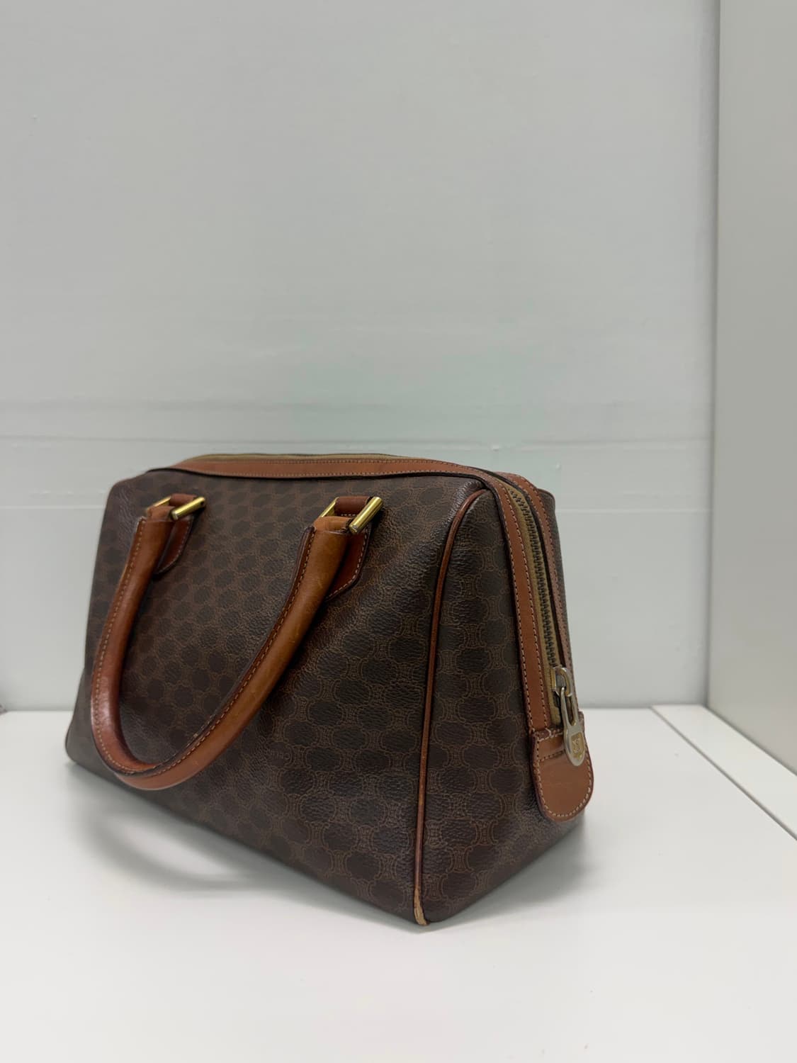 셀린느 모노그램 마카담 토트백 상품이미지3