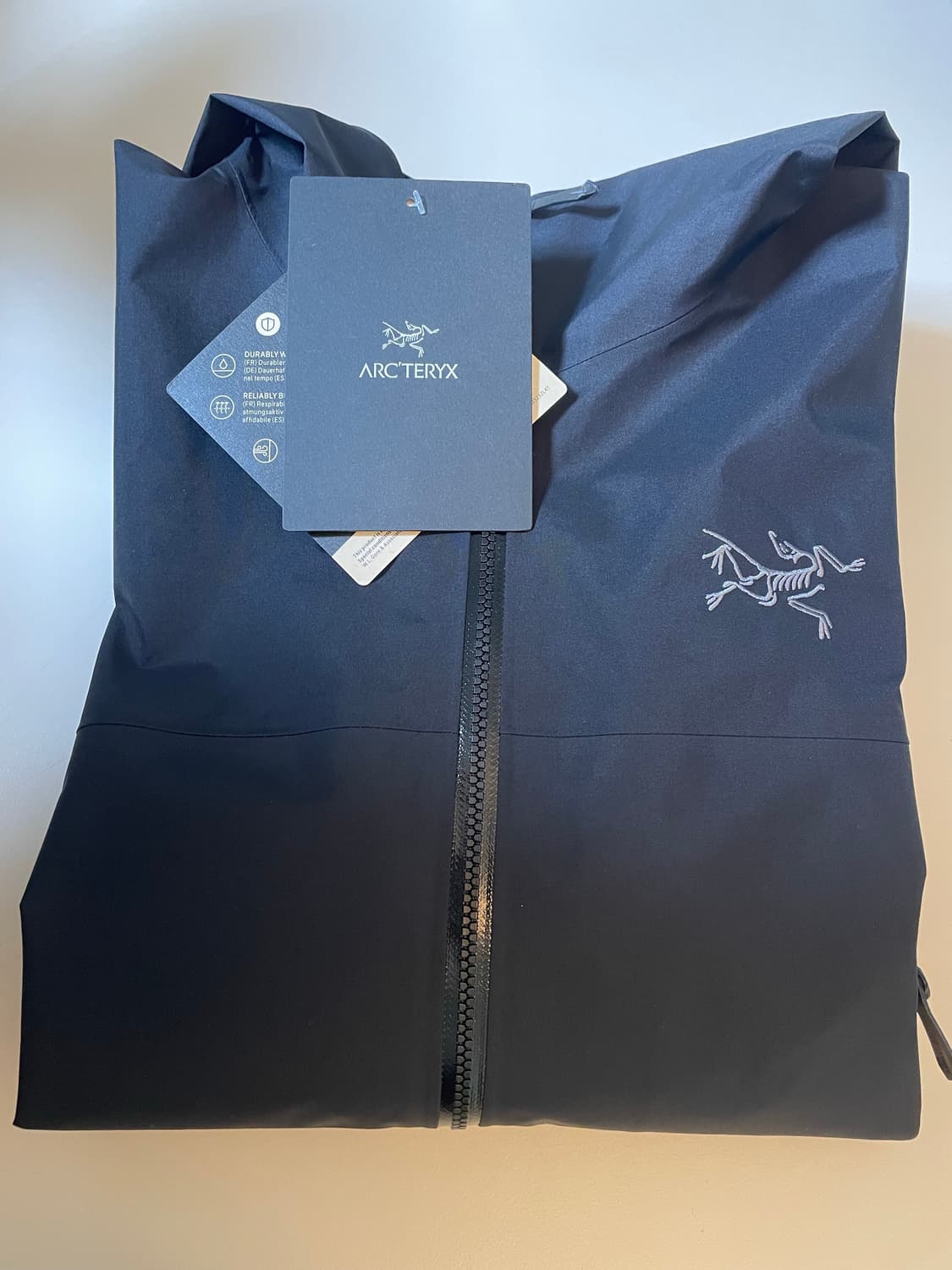 아크테릭스 베타 블랙 M 상품이미지1