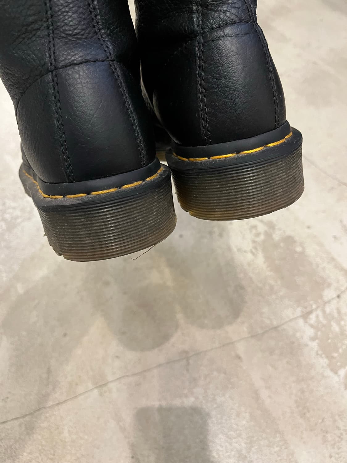 닥터마틴 1490 10홀(신발끈 구멍 수) 상품이미지3