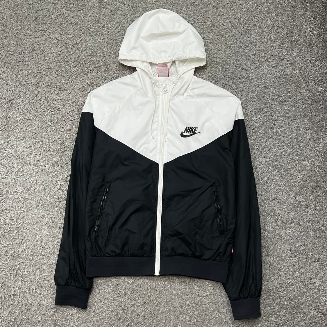 [우먼105] 나이키 바람막이 상품이미지2