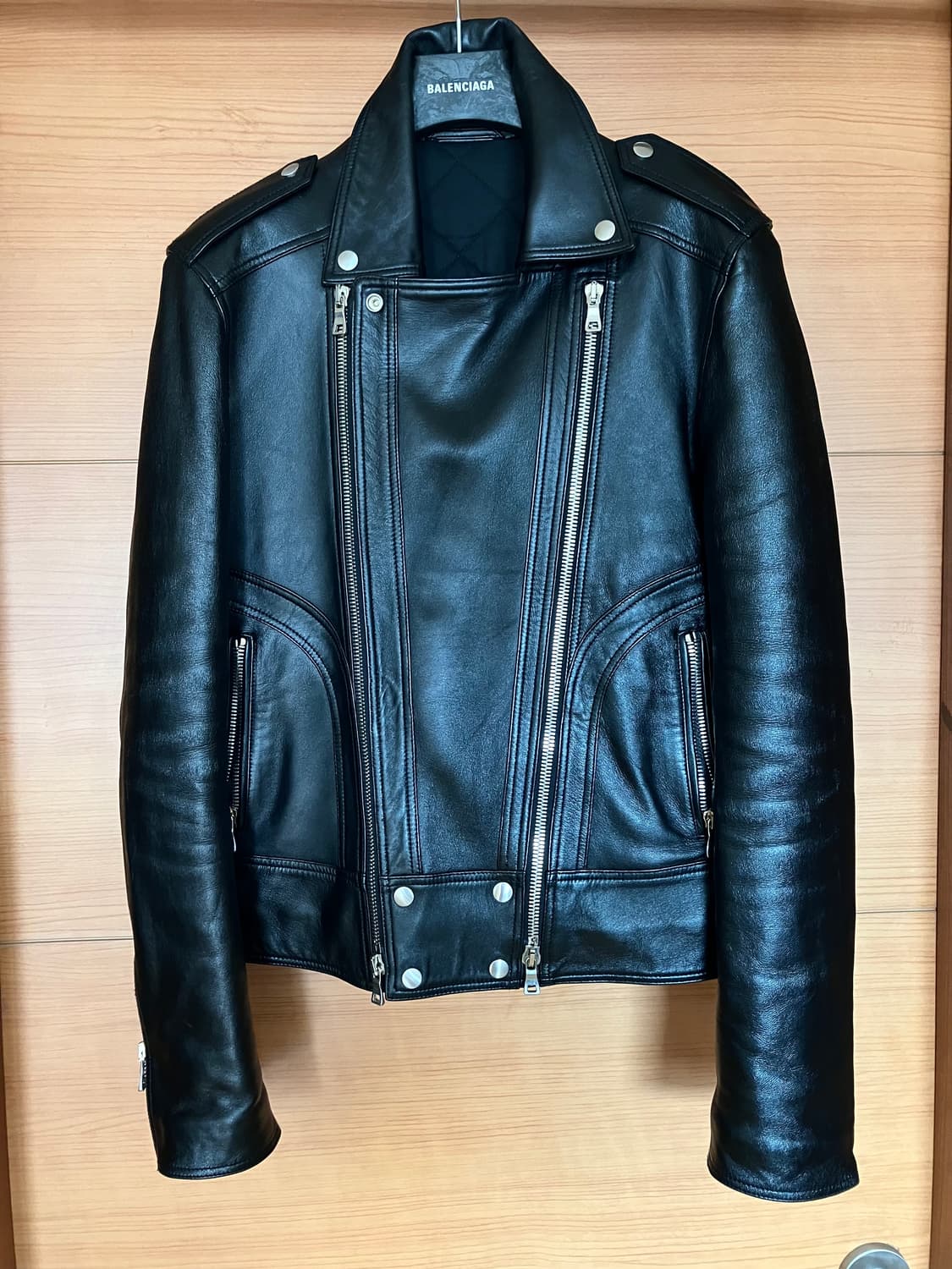 발망 가죽 자켓 상품이미지4