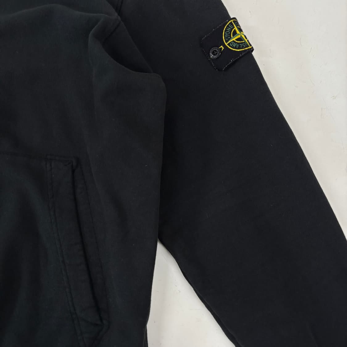 스톤아일랜드 집업 상품이미지4