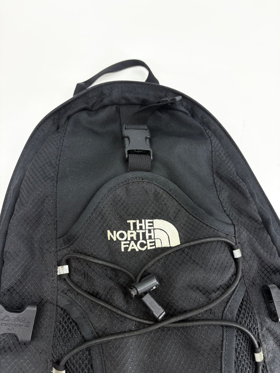 THENORTHFACE 노스페이스 에센셜 백팩 블랙  상품이미지2