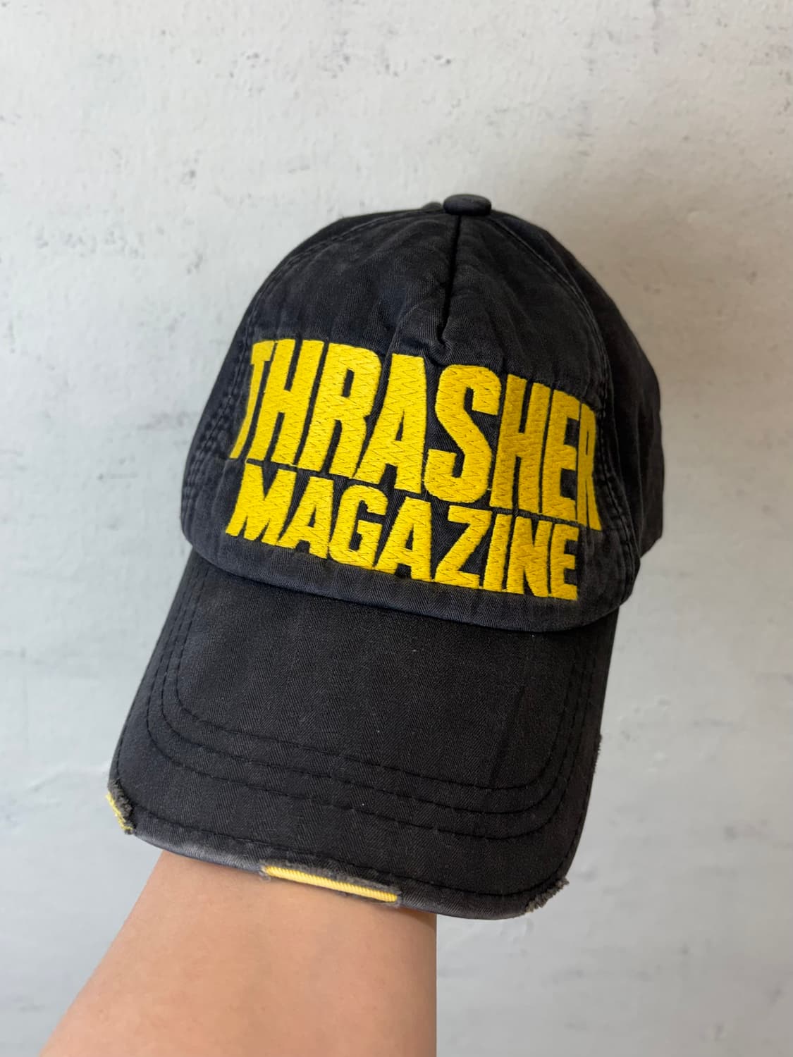 트레셔 빈티지 자수 로고 볼캡 상품이미지1