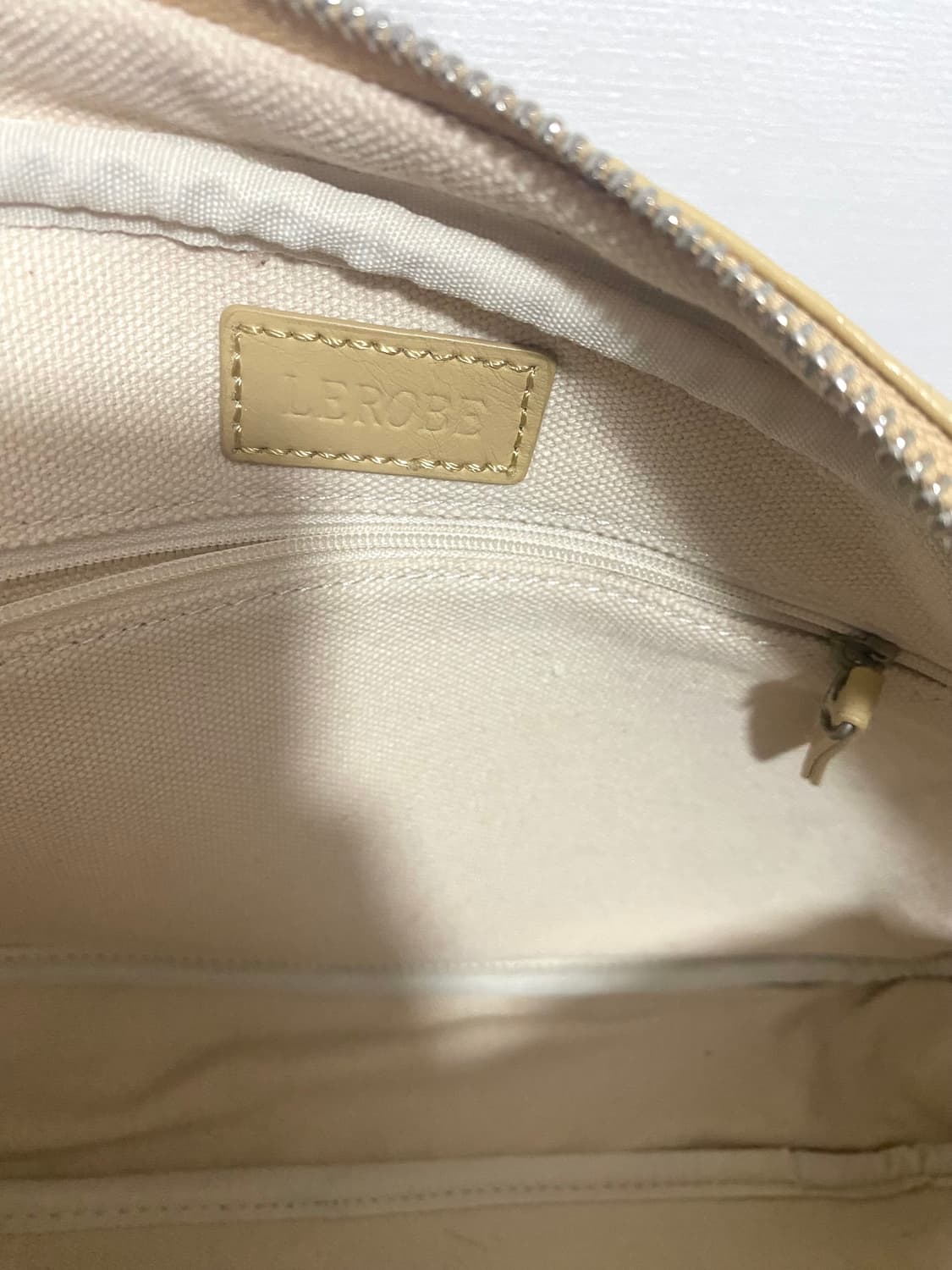 르로브 숄더백  상품이미지7