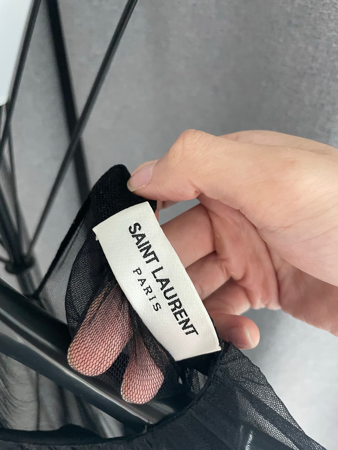 Saint laurent 24ss gathered top 실크 상품이미지5