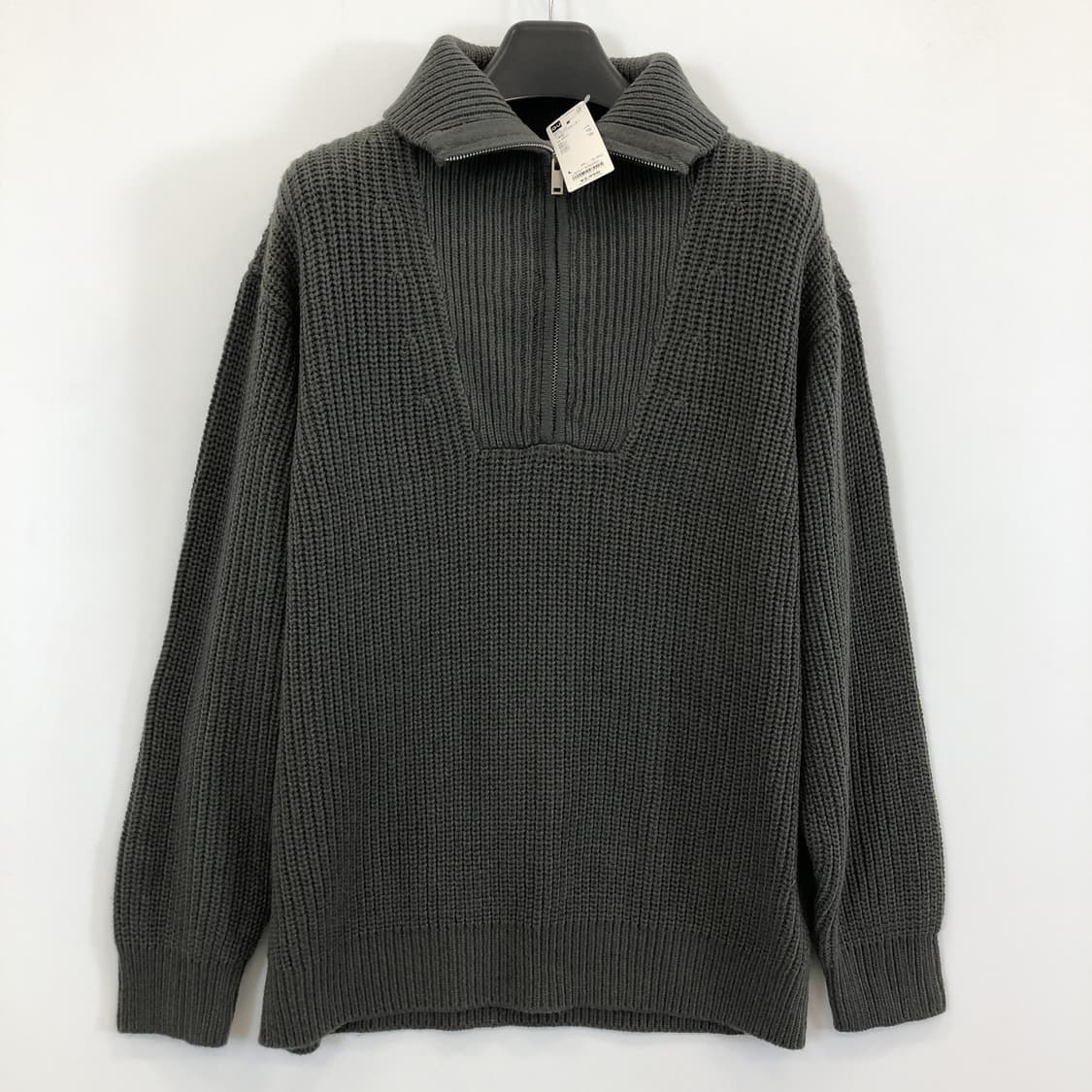 GU (새상품) JPN 지유 하프집업니트 L 상품이미지1