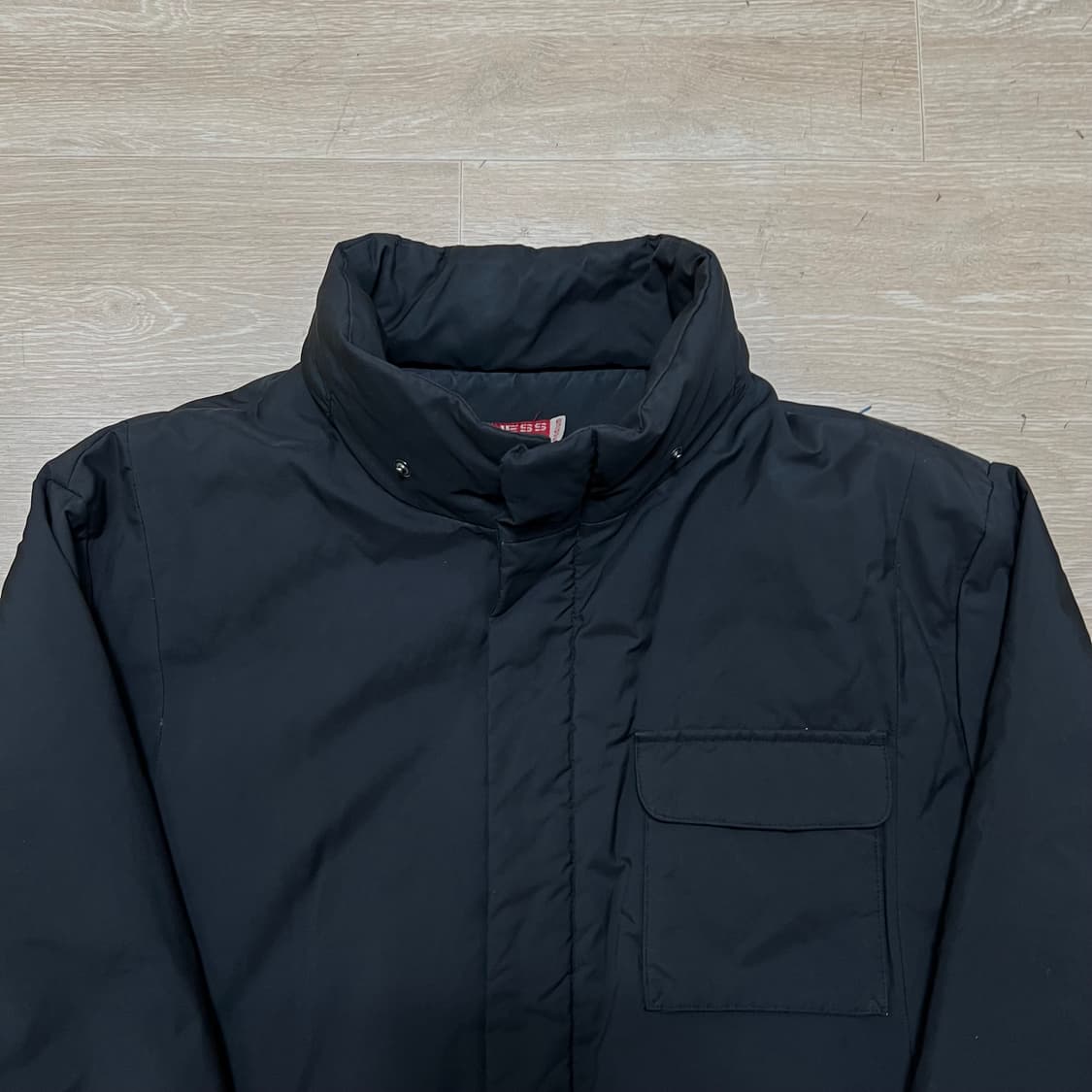 게스 USA 다운 포켓 워크패딩 점퍼 [블랙] L/100 상품이미지2