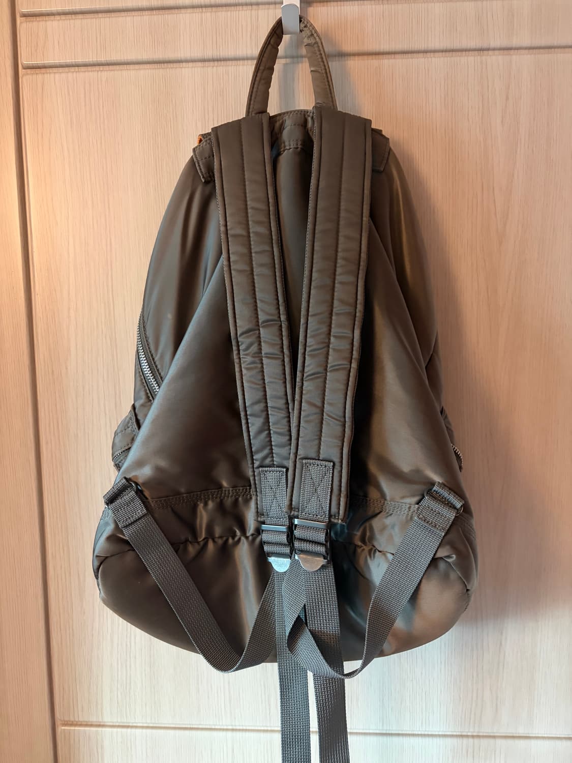 포터 탱커 백팩 실버 그레이 상품이미지2