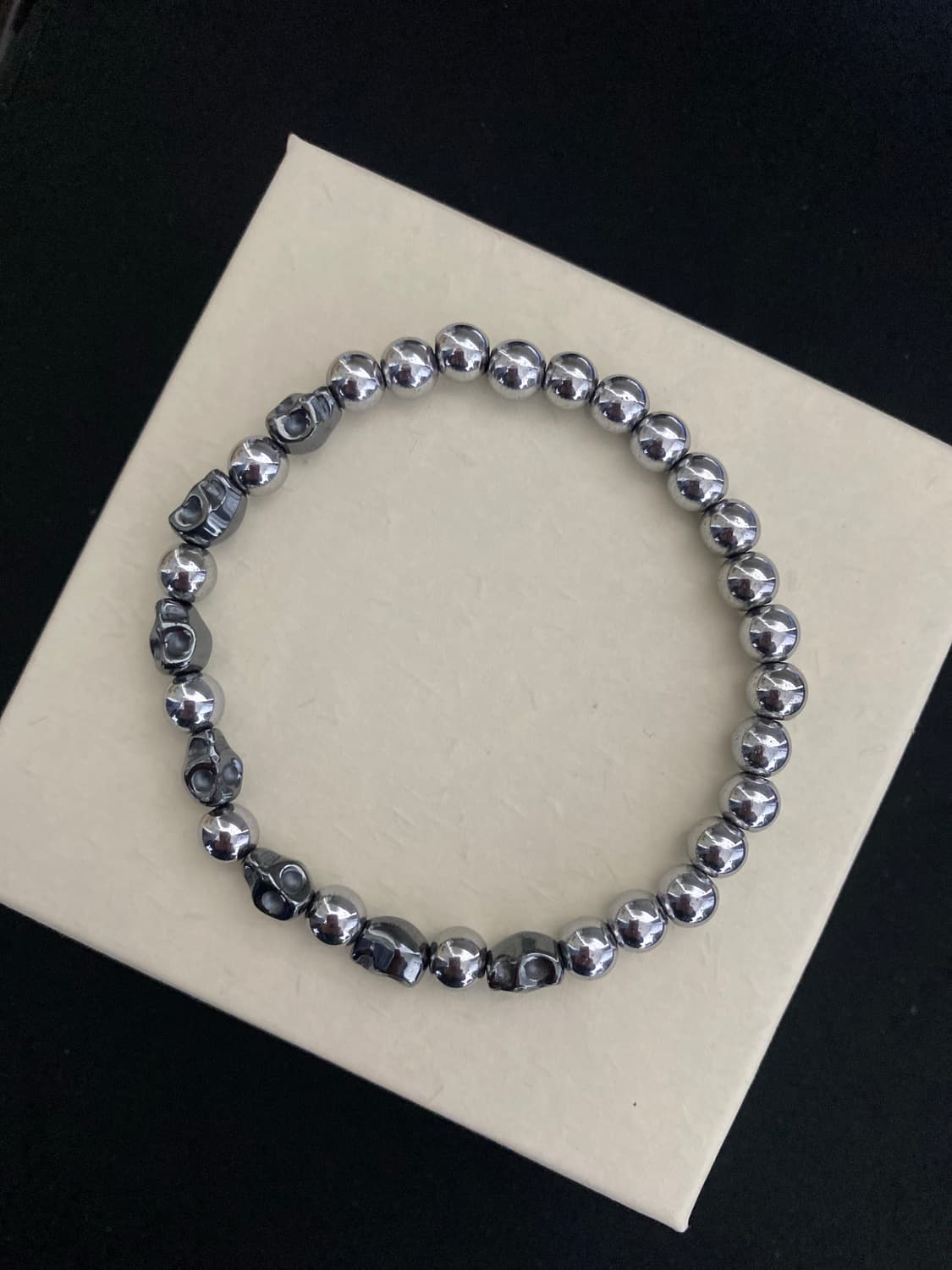 스컬 헤마타이트 팔찌 상품이미지2