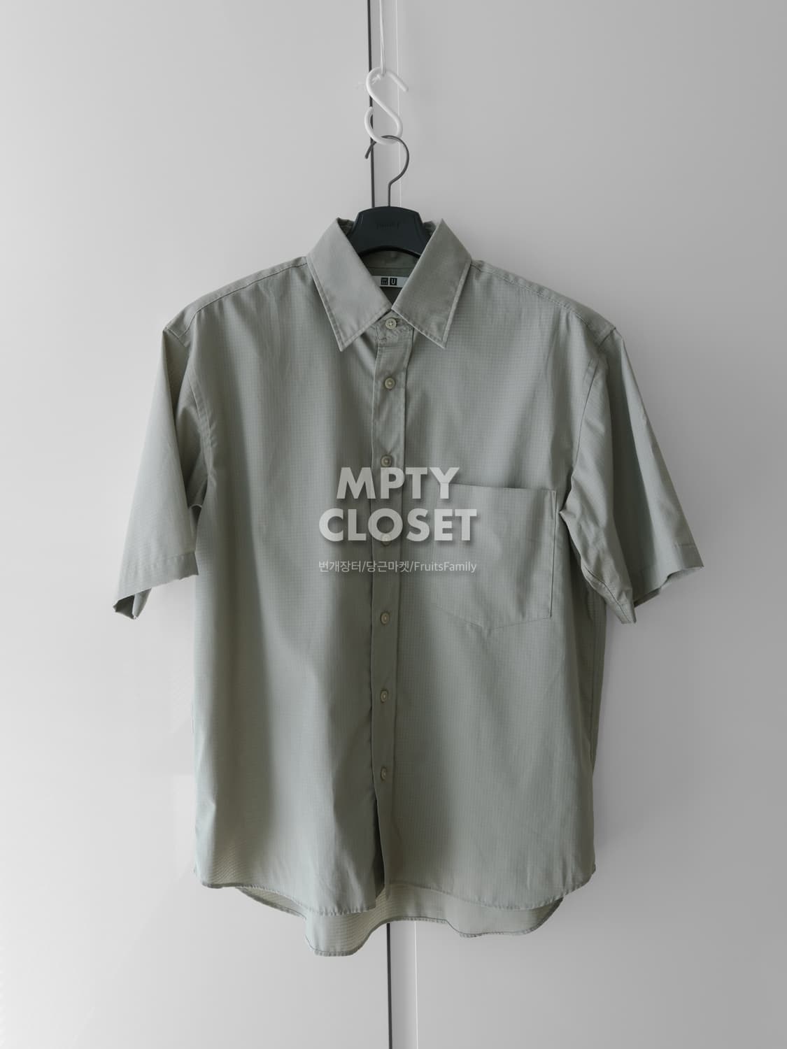 [M] 유니클로 U 오버사이즈 반팔셔츠 그레이 상품이미지2