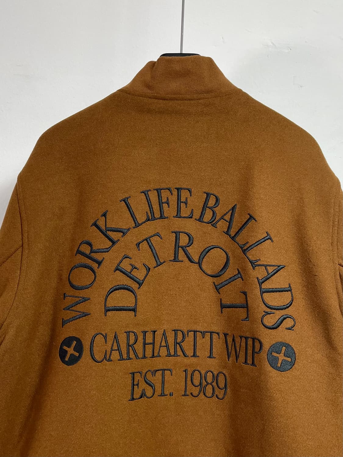 칼하트 WIP 워크 바시티 봄버 자켓 (on.461) 상품이미지4