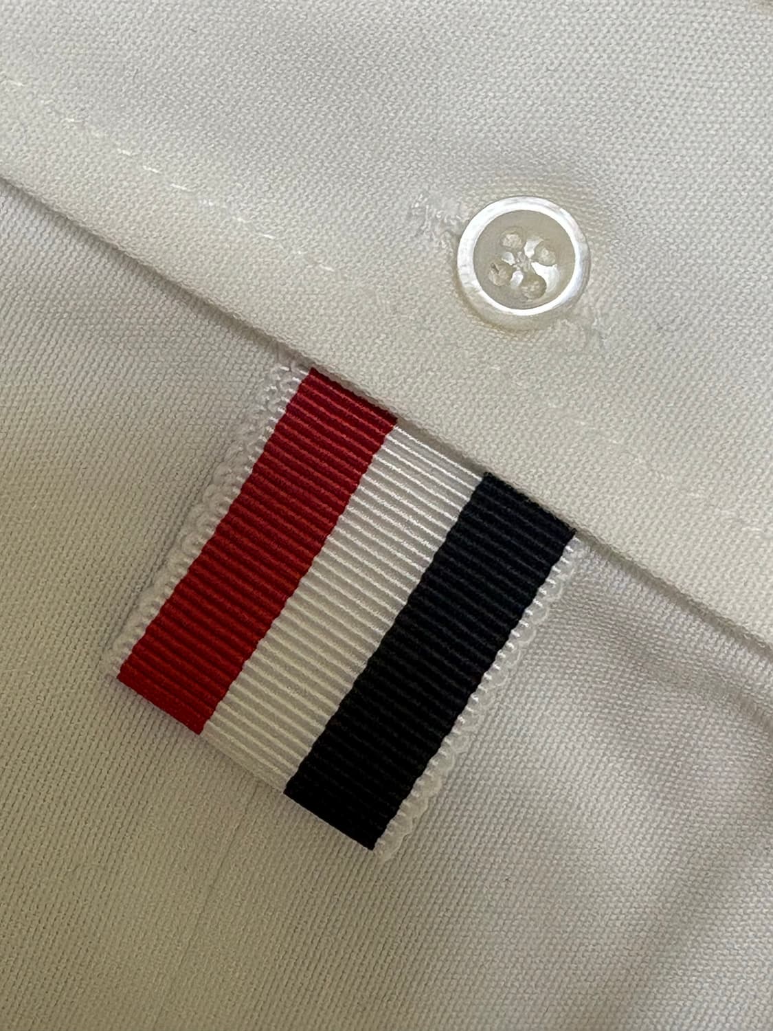 톰브라운 4바 화이트 기본 여성 셔츠 상품이미지2