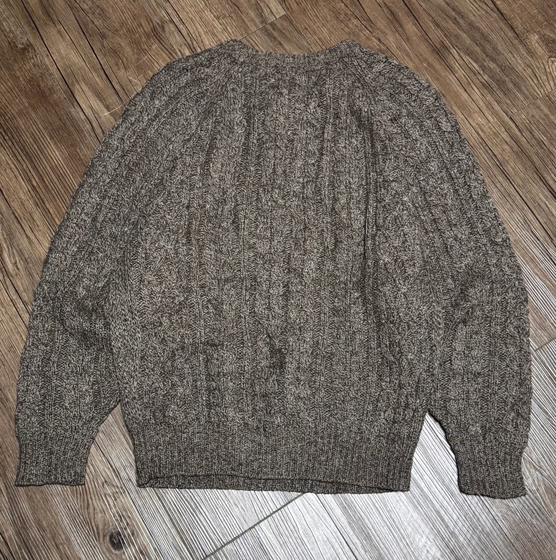 오트밀 브라운 케이블 울 니트 스웨터 상품이미지3