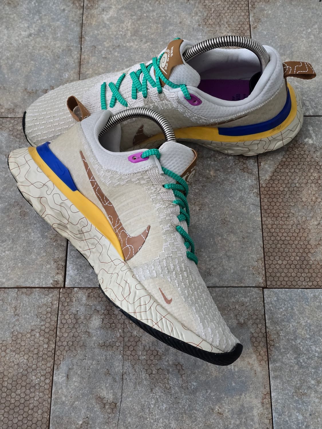 (265)나이키 리액트 인피니티 런 플라이니트 3 프리미엄  상품이미지4